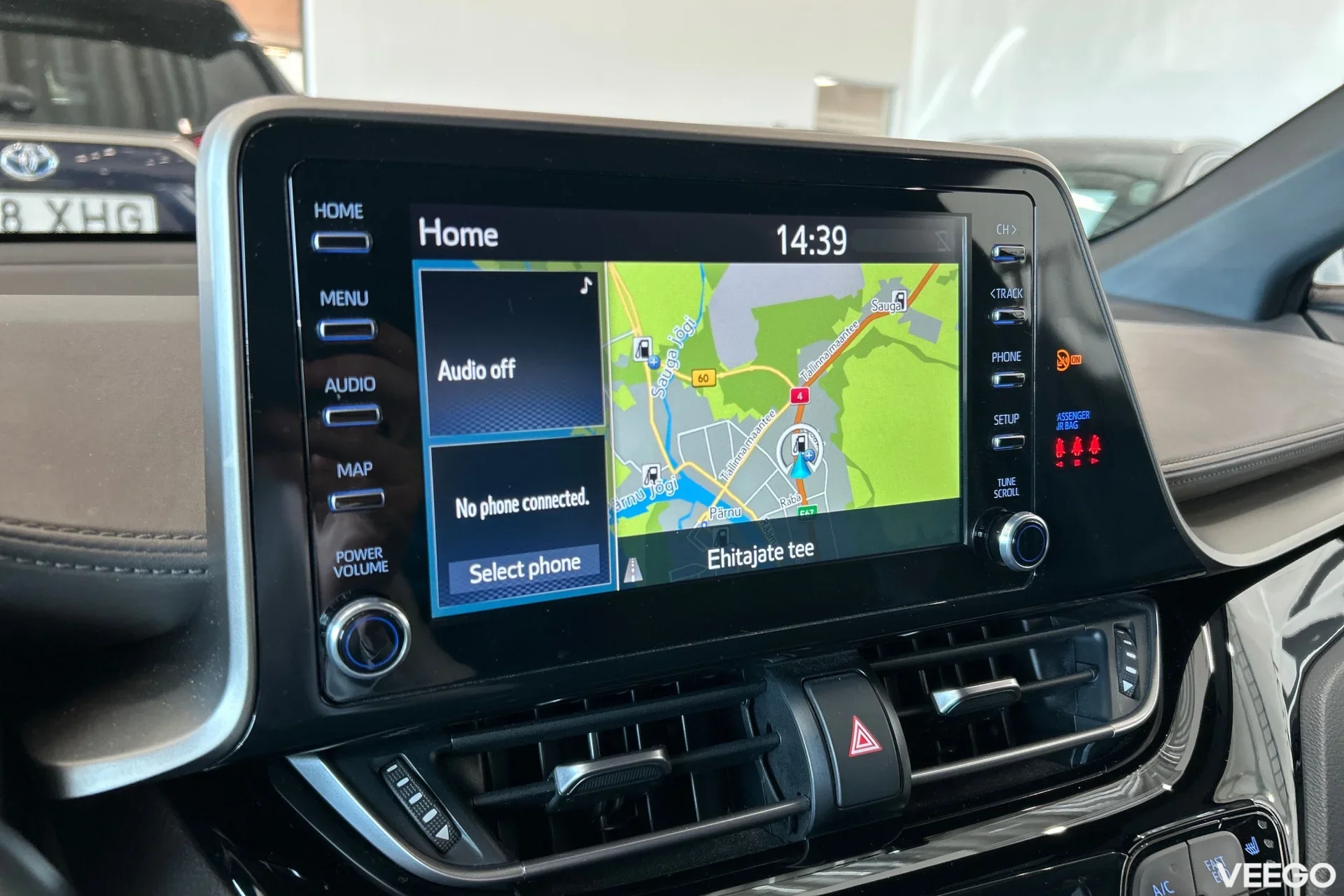 Toyota C-HR Luxury Hybrid 1.8 72kW