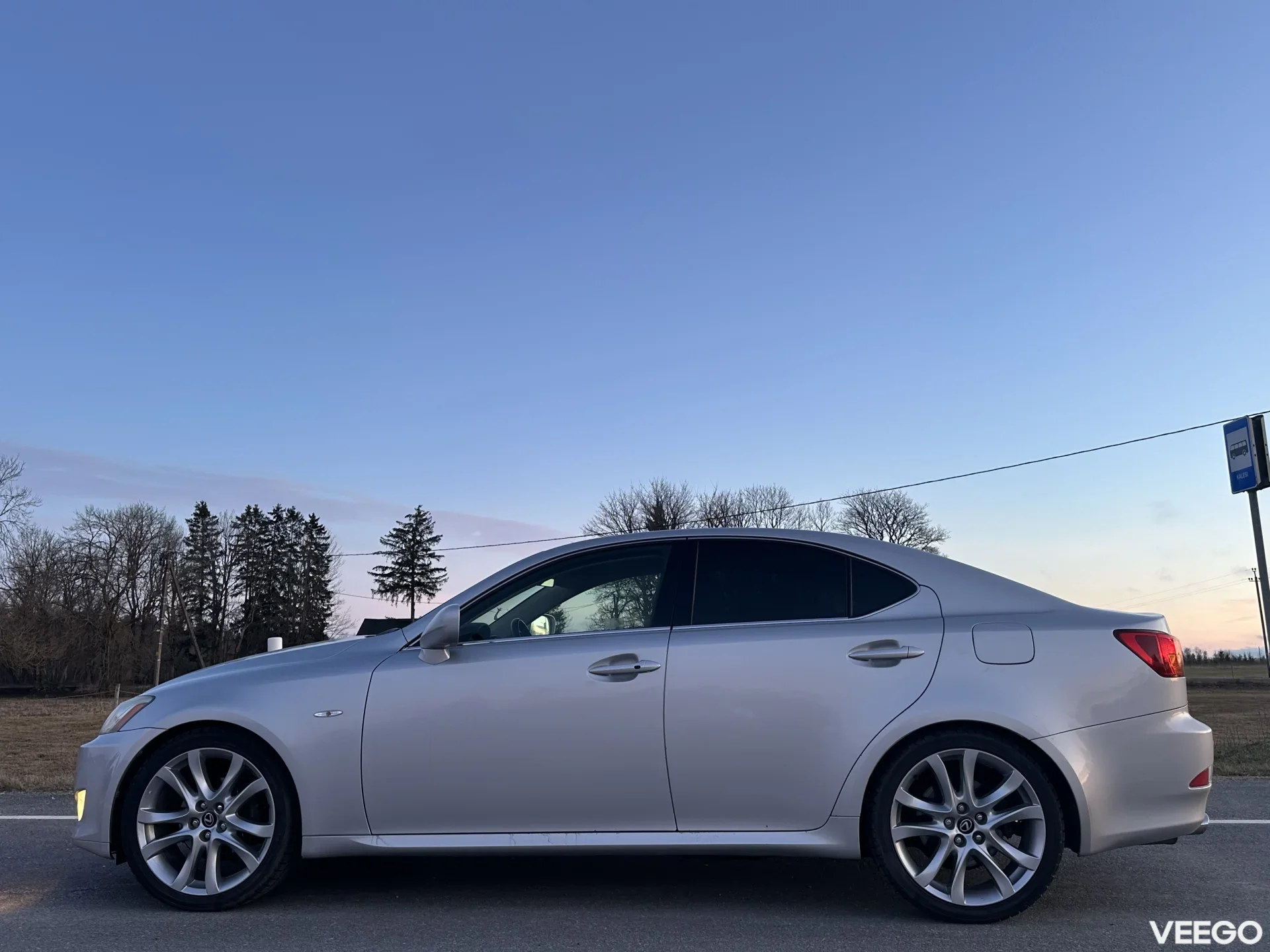Lexus IS 250 2.5 153kW