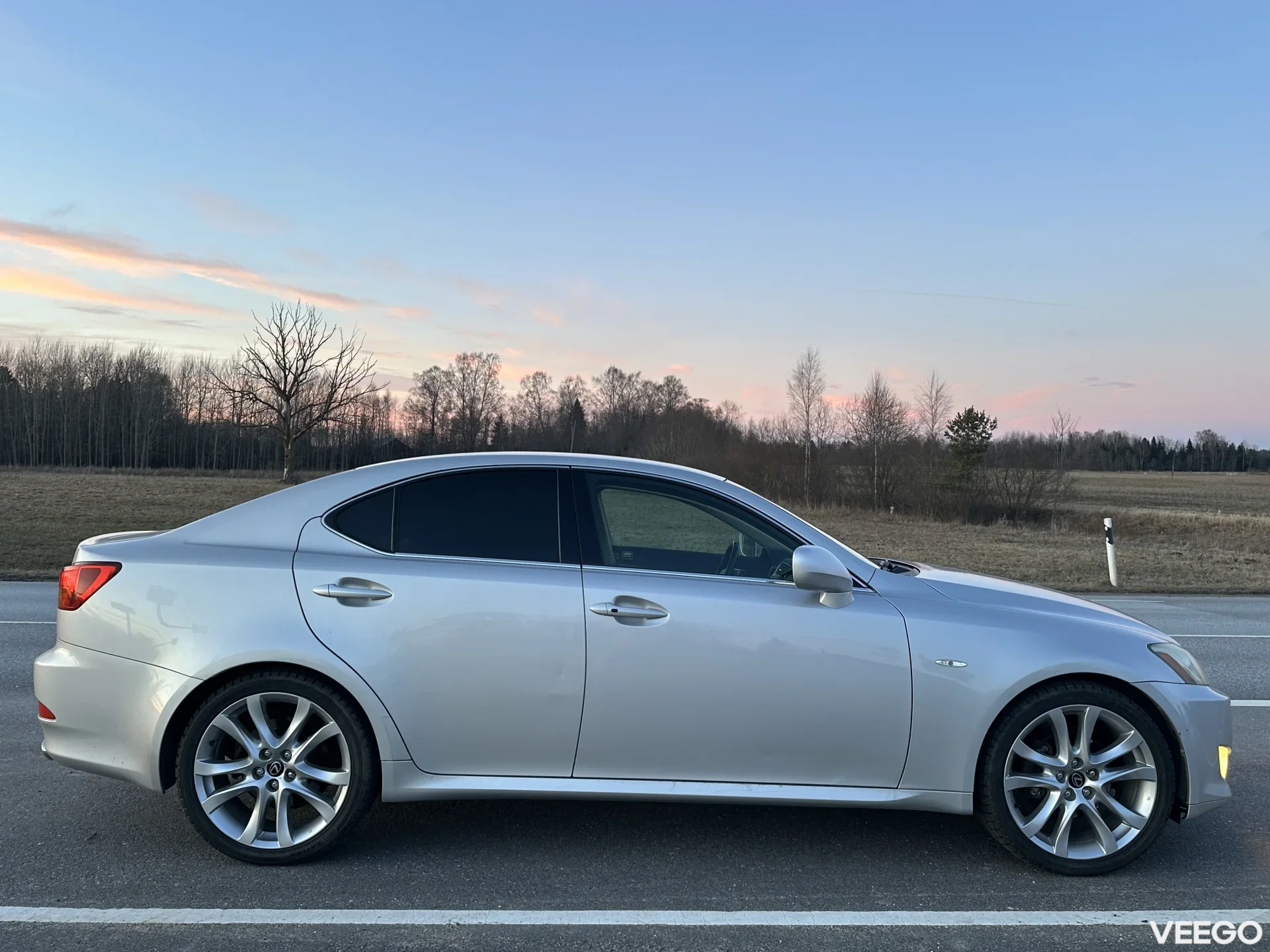 Lexus IS 250 2.5 153kW