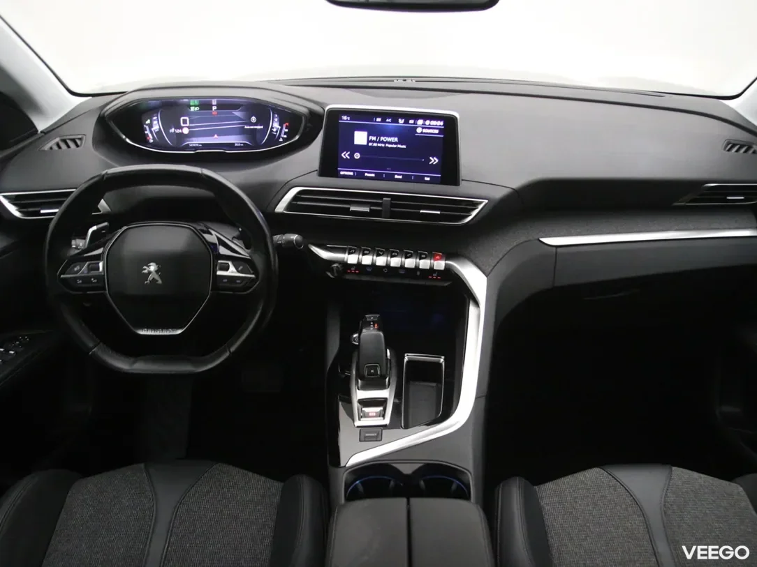 Peugeot 5008 1.5 96kW
