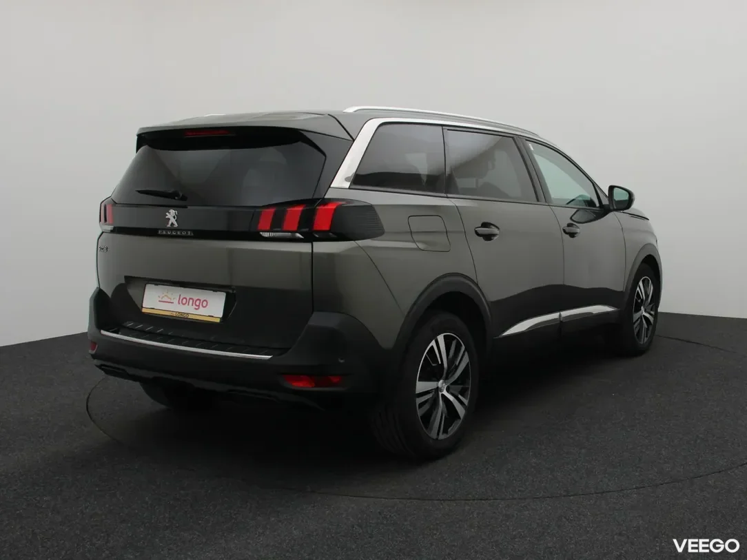 Peugeot 5008 1.5 96kW