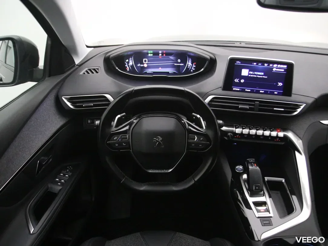 Peugeot 5008 1.5 96kW