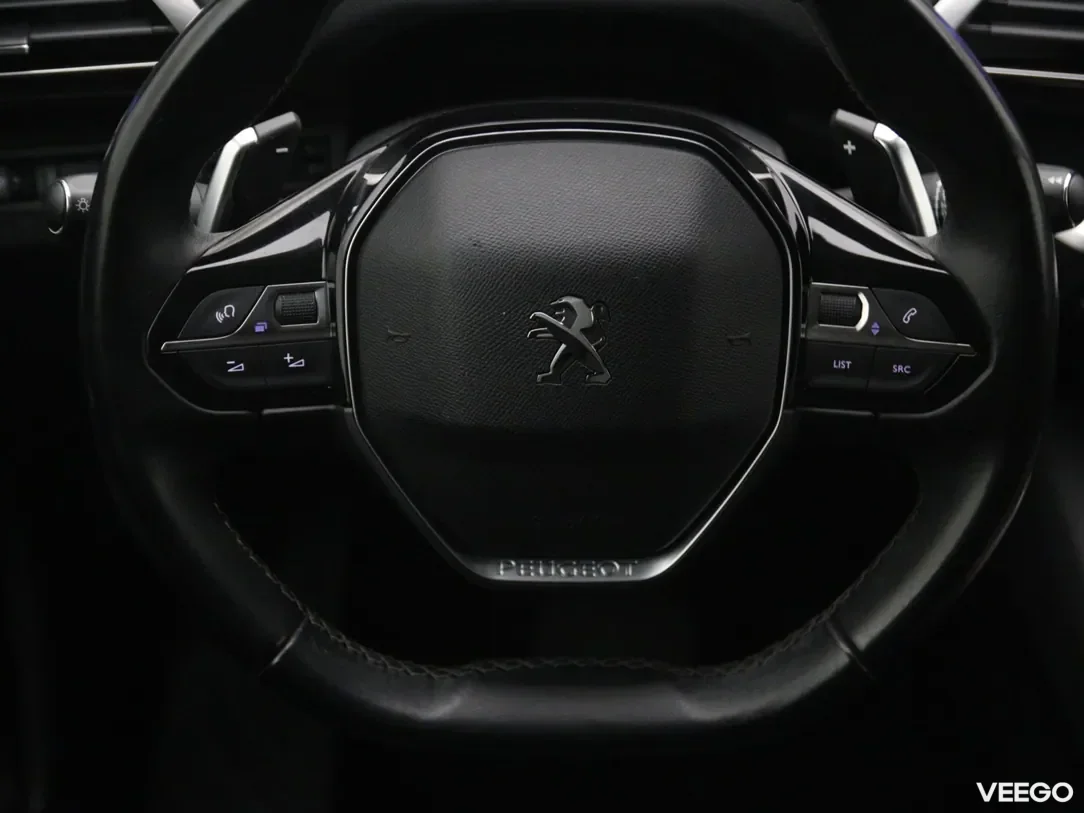 Peugeot 5008 1.5 96kW