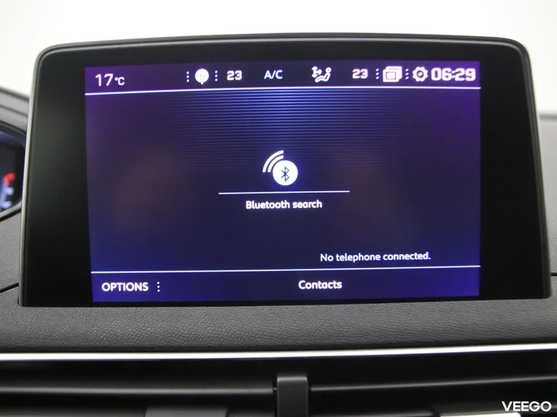 Peugeot 5008 1.5 96kW