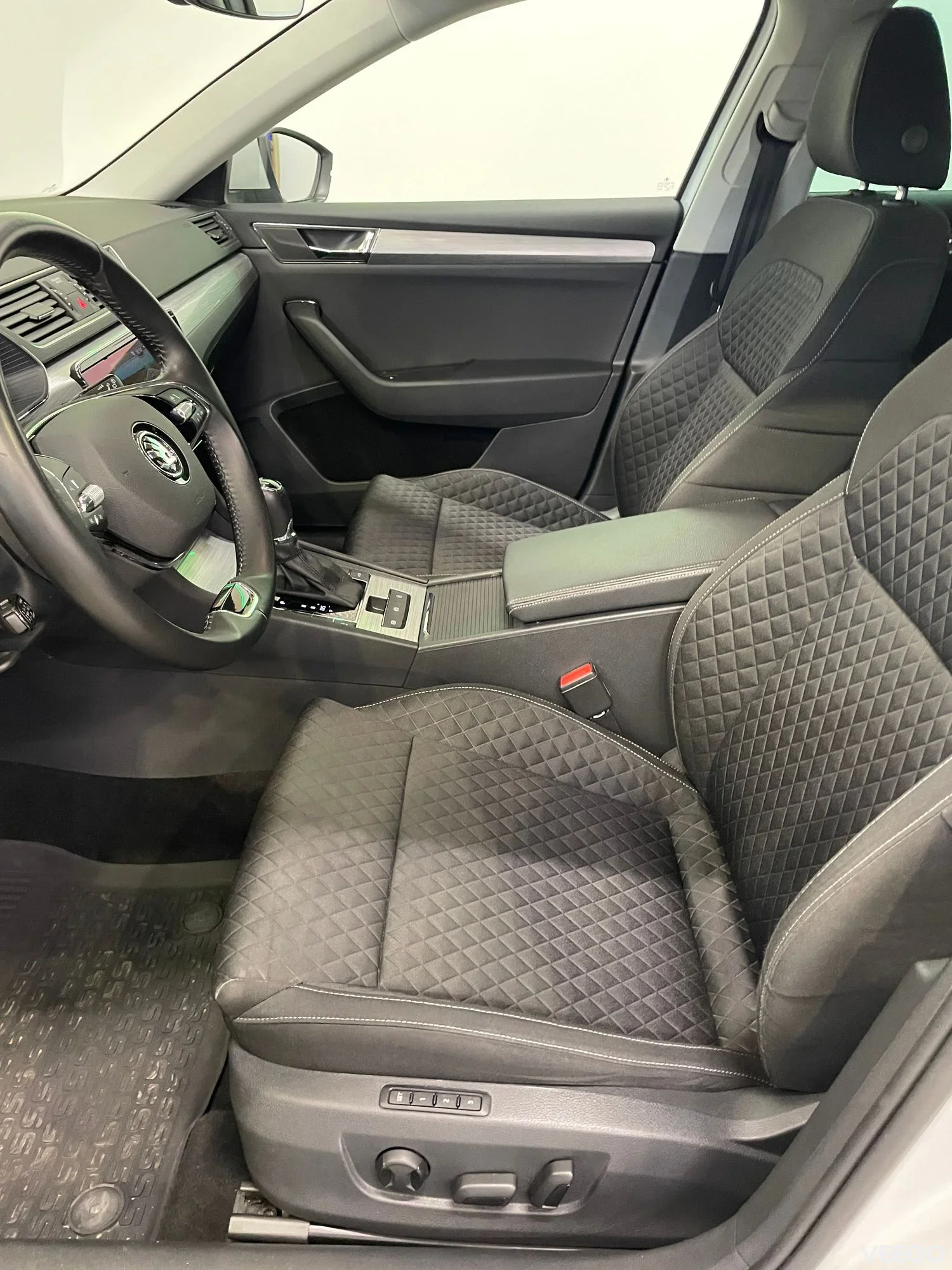 Skoda Superb Combi Ambition FL 110kW