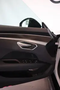 Audi e-tron GT 140kW thumbnail