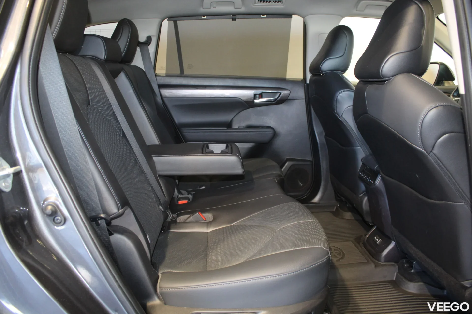 Toyota Highlander Executive AWD 2.5 140kW