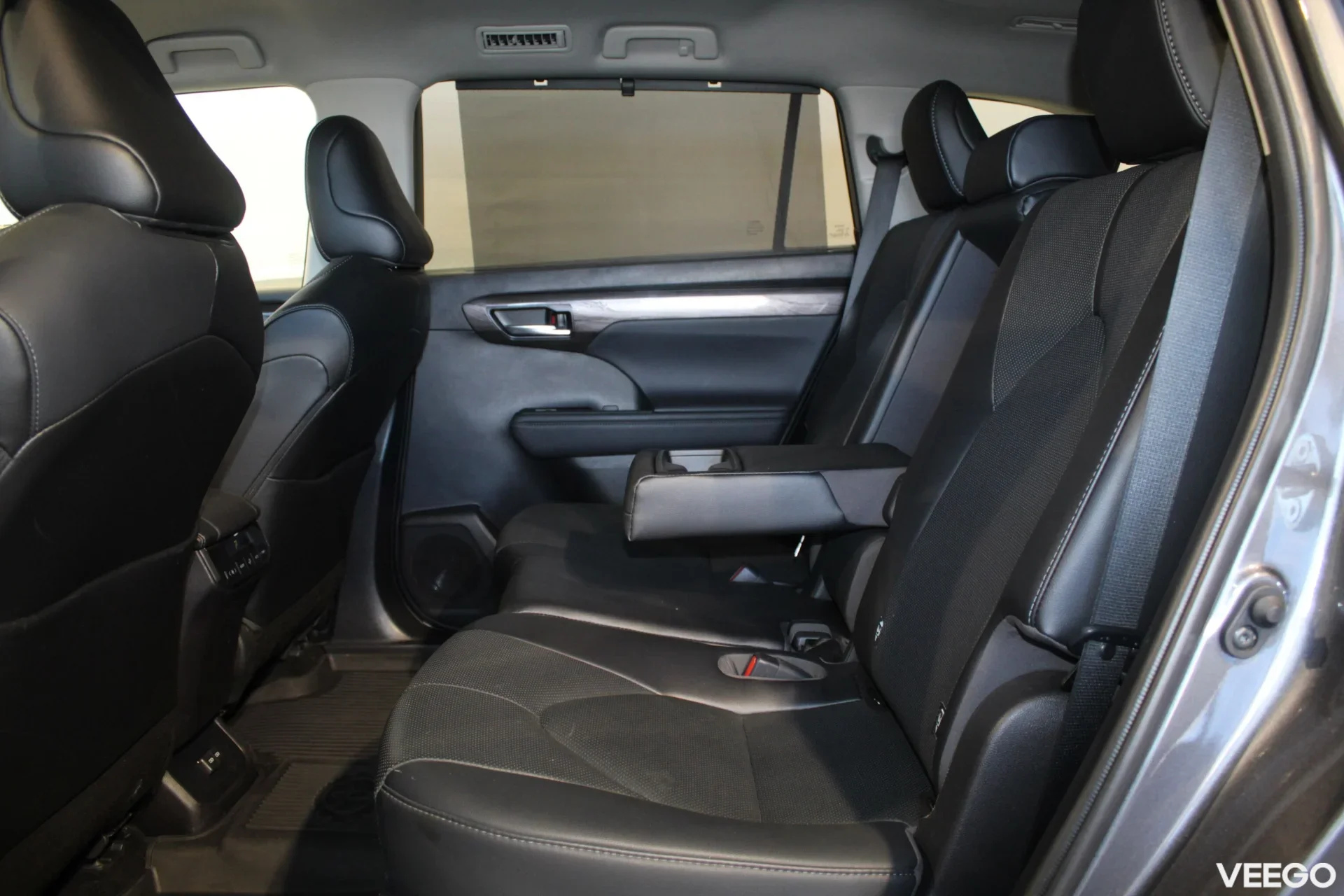 Toyota Highlander Executive AWD 2.5 140kW