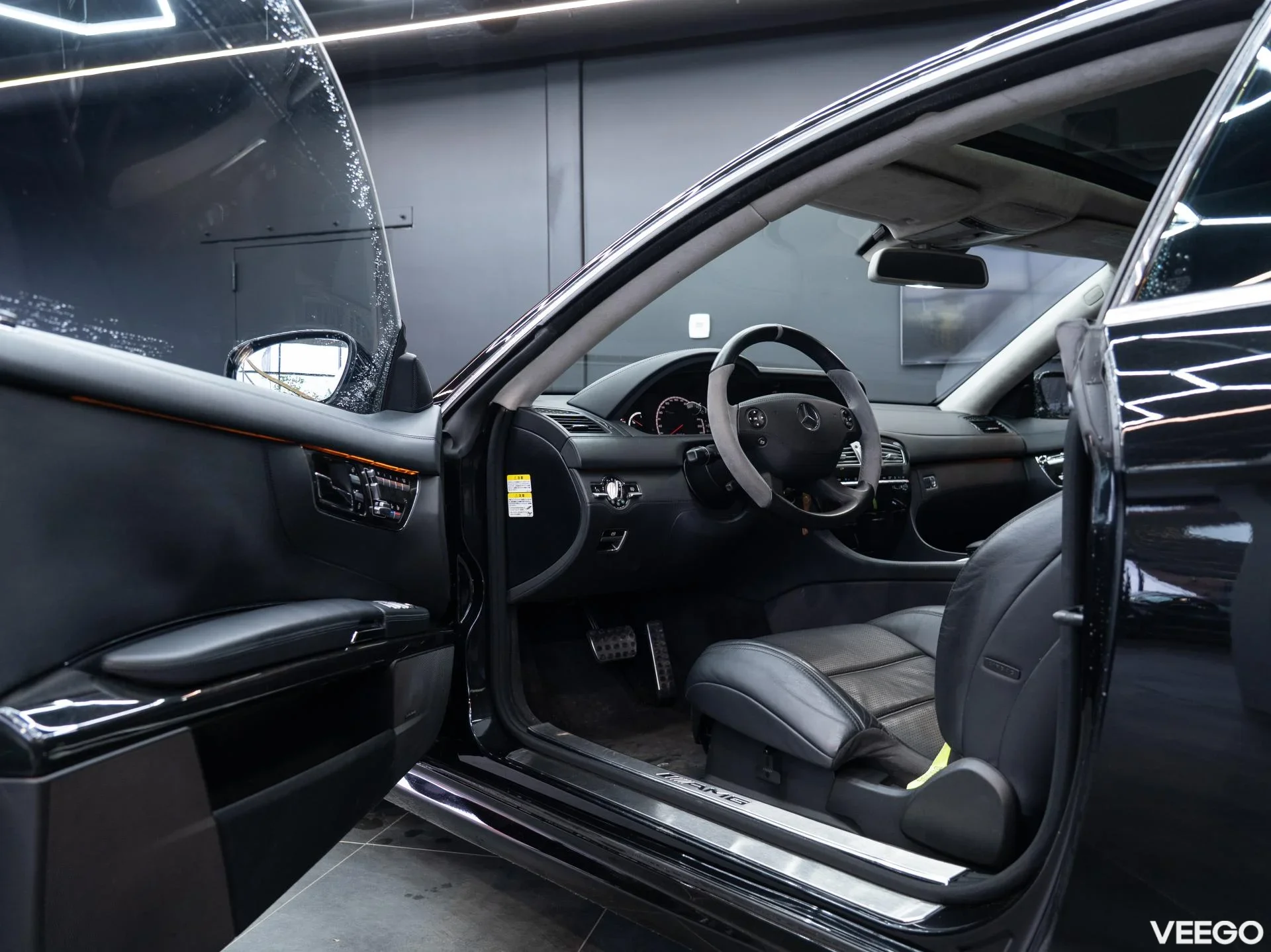 Mercedes-Benz CL63 AMG 6.2 386kW