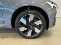 Volvo XC60 AWD PLUS DARK 335kW thumbnail