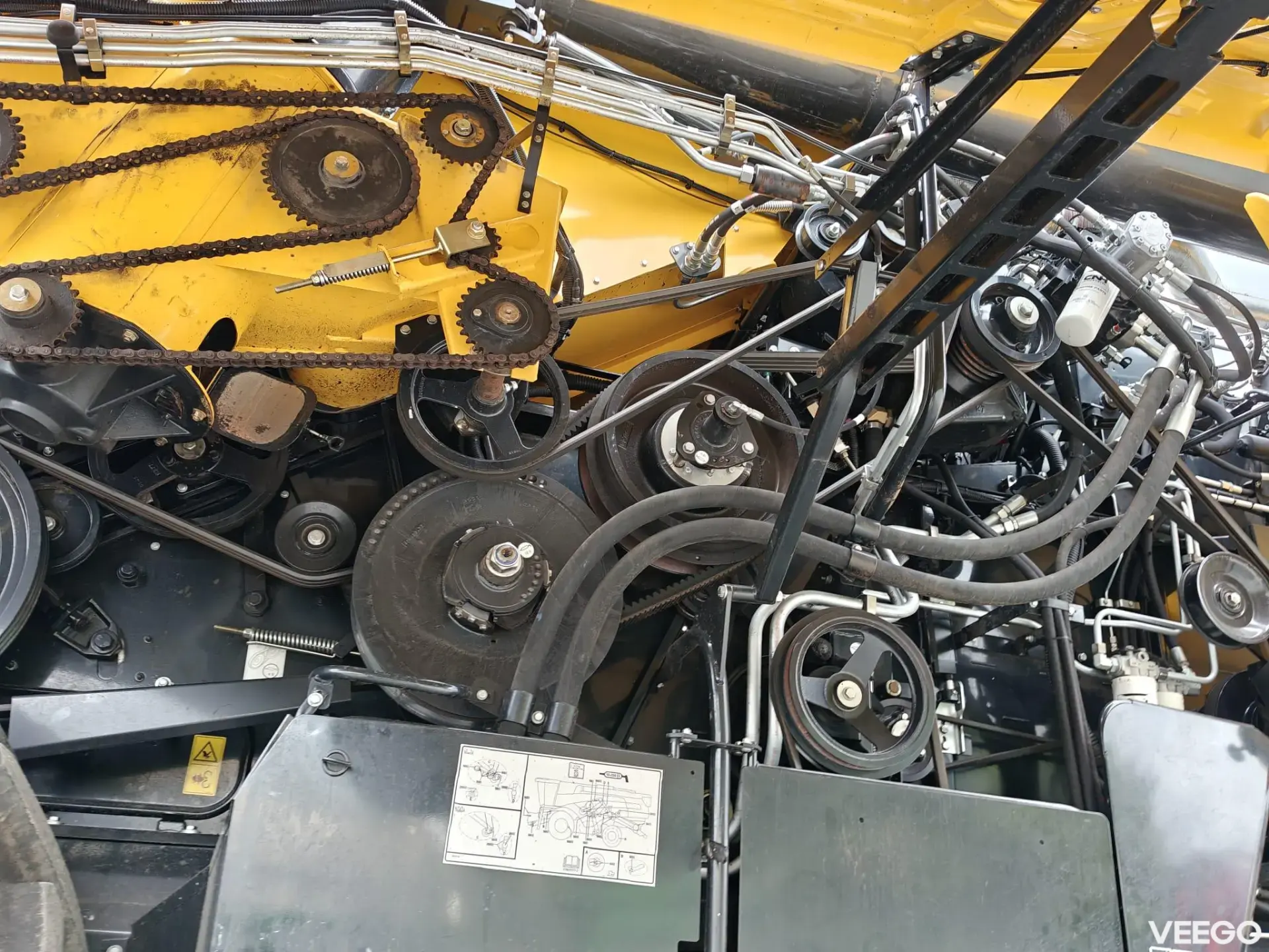 New Holland CX 8.90 308kW