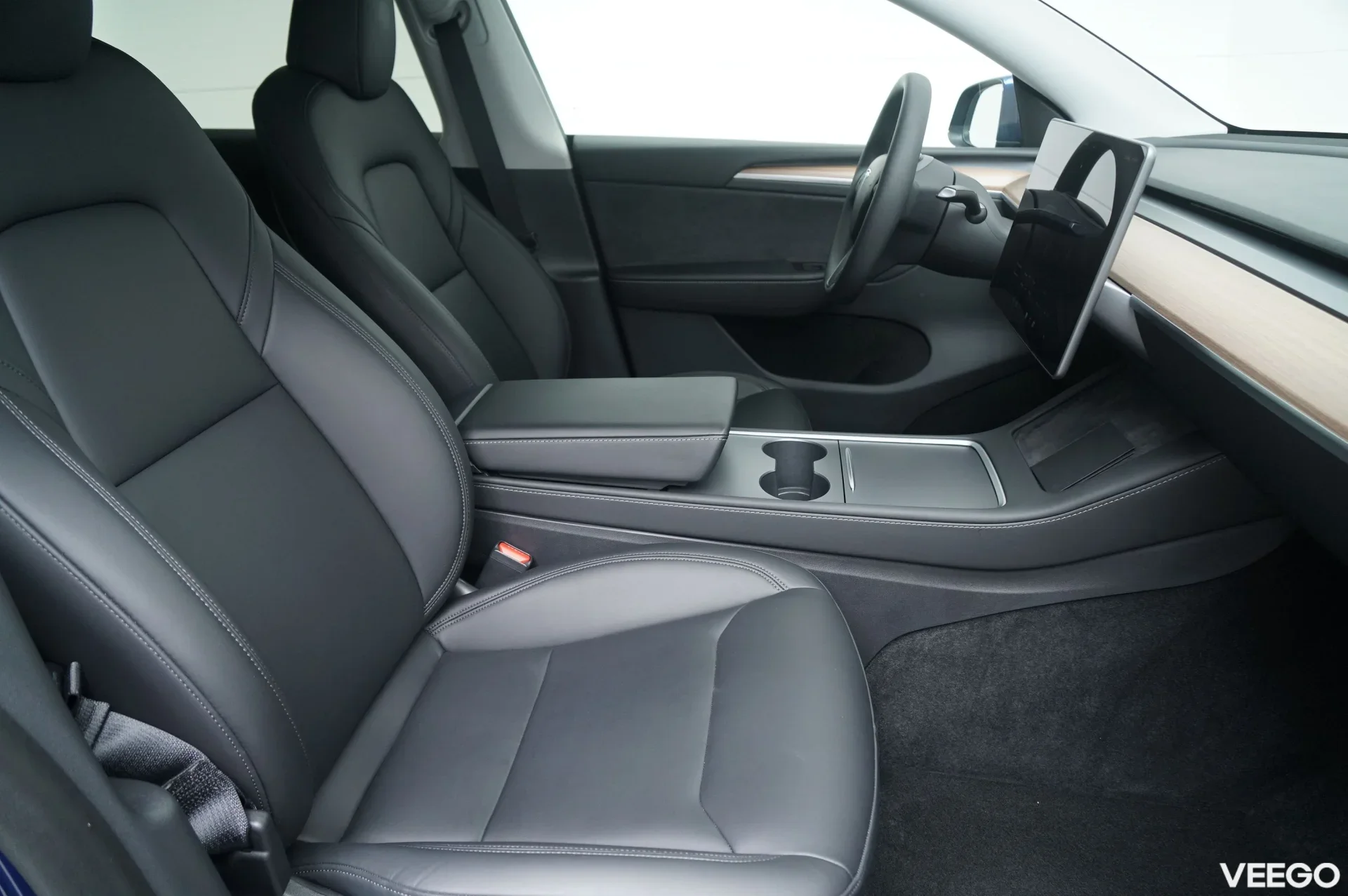 Tesla Model Y LONG RANGE DUAL MOTOR AWD 190kW