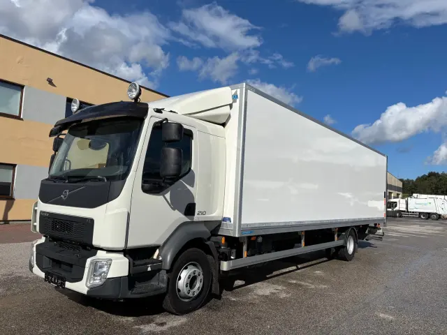 Image of Volvo FL BOX HEATING + LIFT 158kW