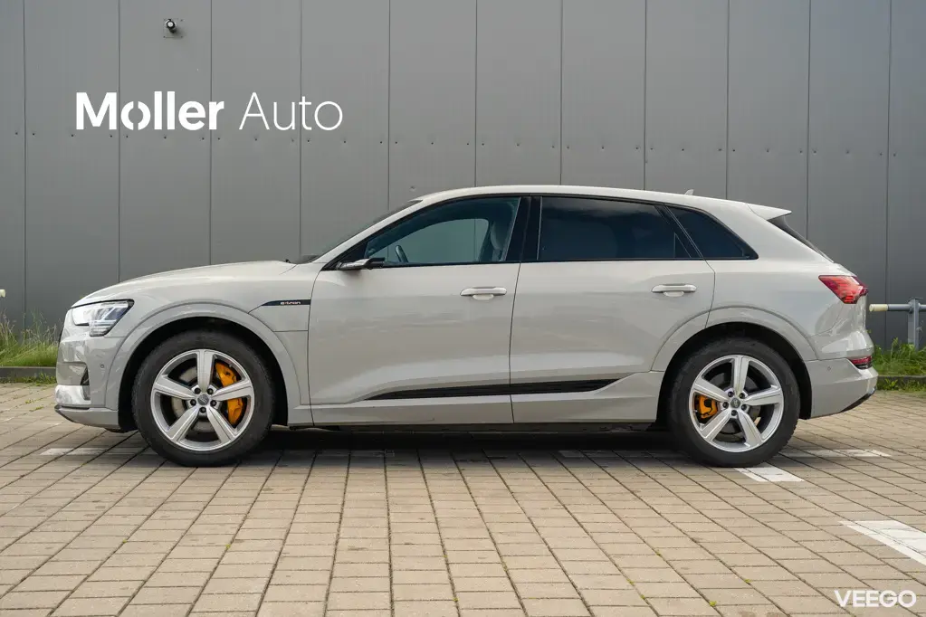 Audi e-tron 300kW