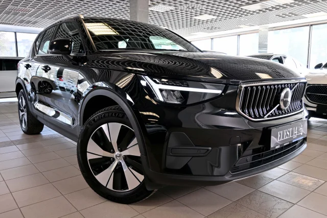Image of Volvo XC40 T4 RECHARGE INSCRIPTION EXPRESSION INTELLI SAFE MY23 2 155kW