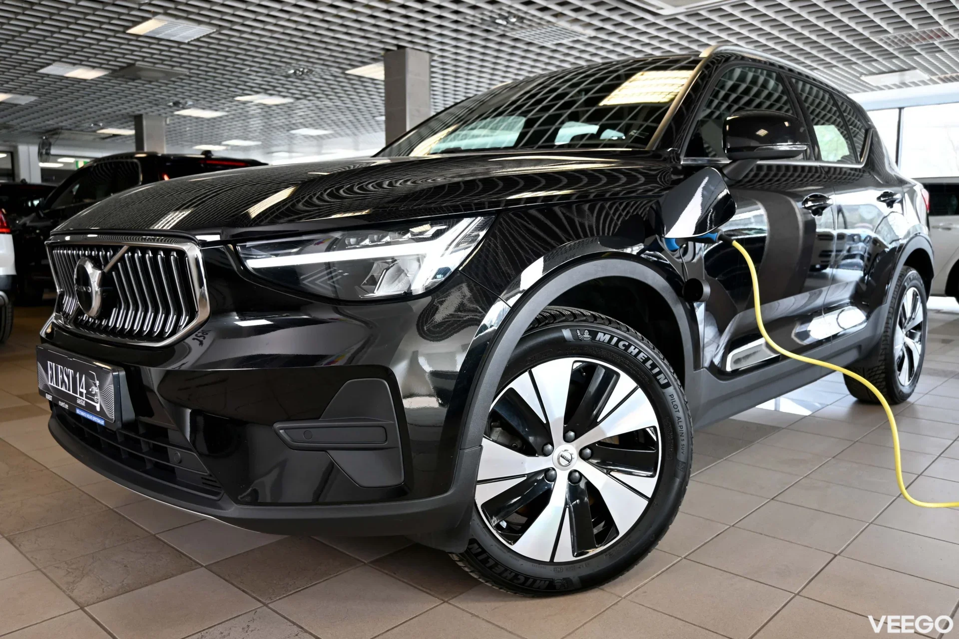 Volvo XC40 T4 RECHARGE INSCRIPTION EXPRESSION INTELLI SAFE MY23 2 155kW
