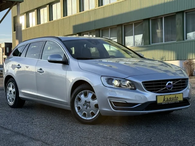 Image of Volvo V60 Momentum Facelift 2 110kW