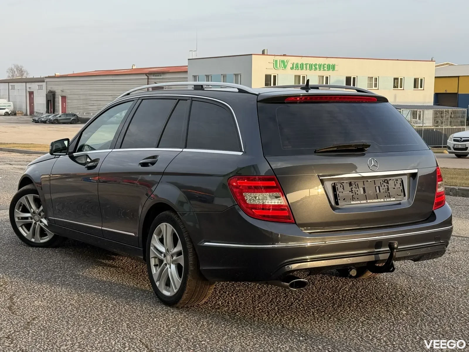 Mercedes-Benz C220 Avantgarde AMG Facelift 2.1 125kW