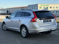 Volvo V60 Momentum Facelift 2 110kW thumbnail