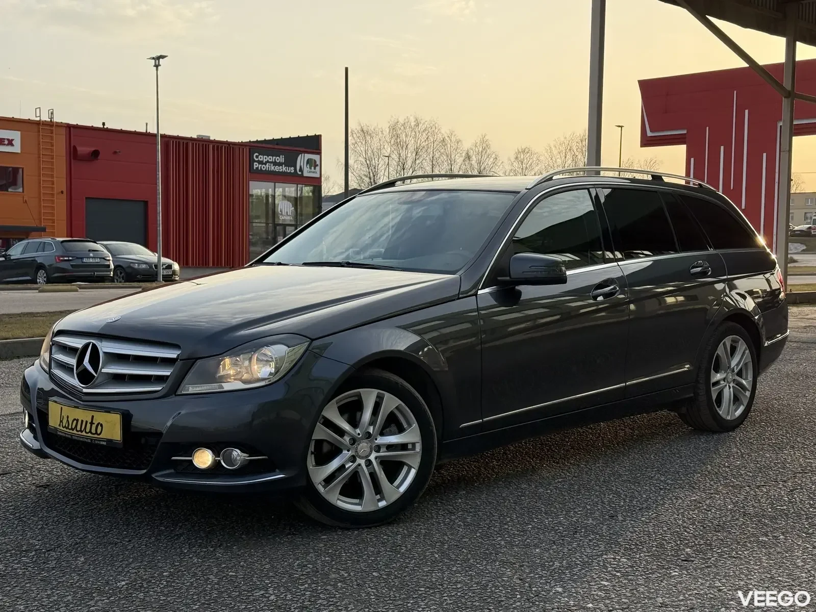 Mercedes-Benz C220 Avantgarde AMG Facelift 2.1 125kW