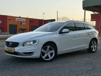 Volvo V60 Summum Facelift 2 133kW thumbnail