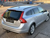 Volvo V60 Momentum Facelift 2 110kW thumbnail