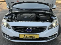Volvo V60 Summum Facelift 2 133kW thumbnail