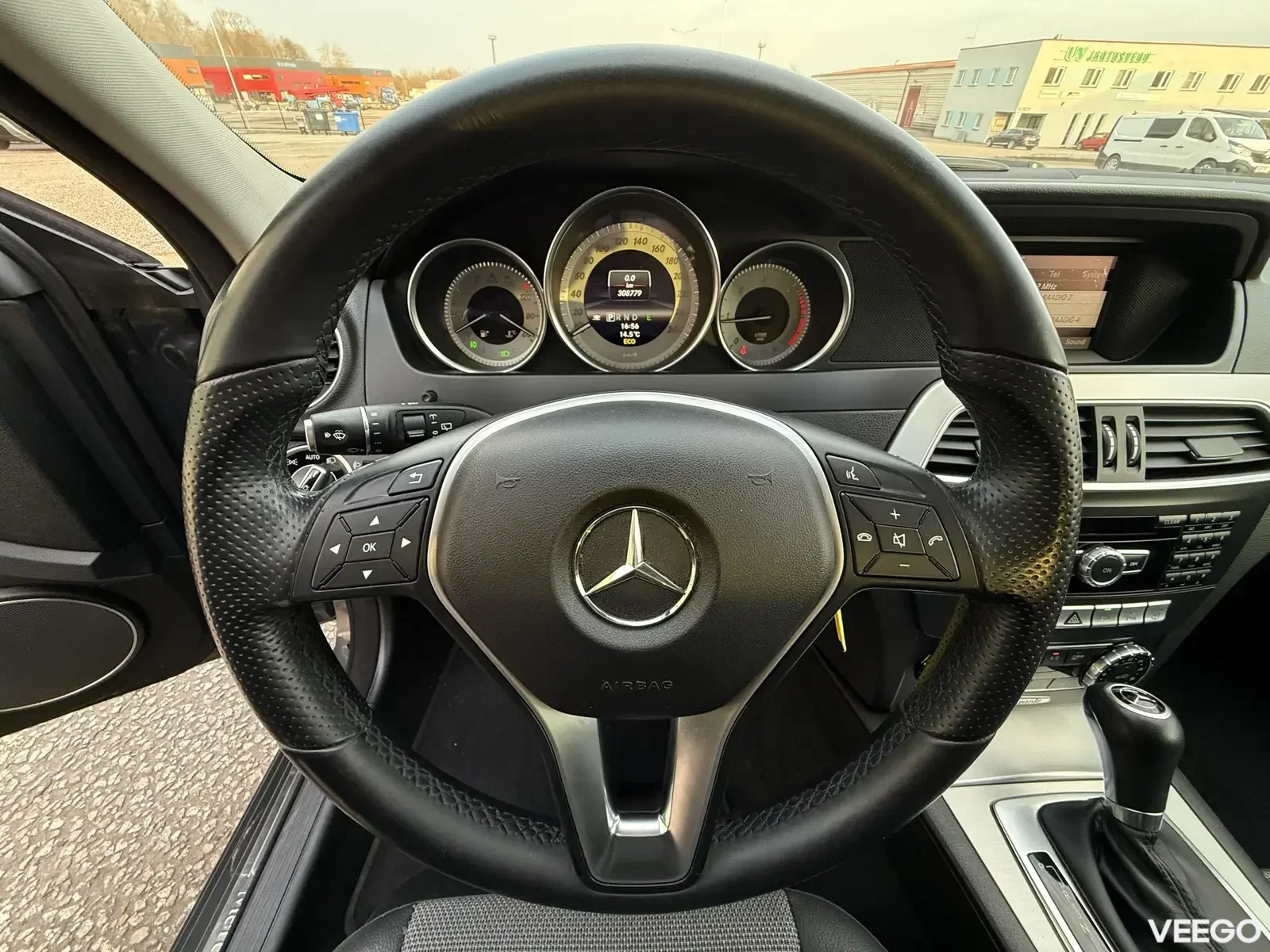 Mercedes-Benz C220 Avantgarde AMG Facelift 2.1 125kW