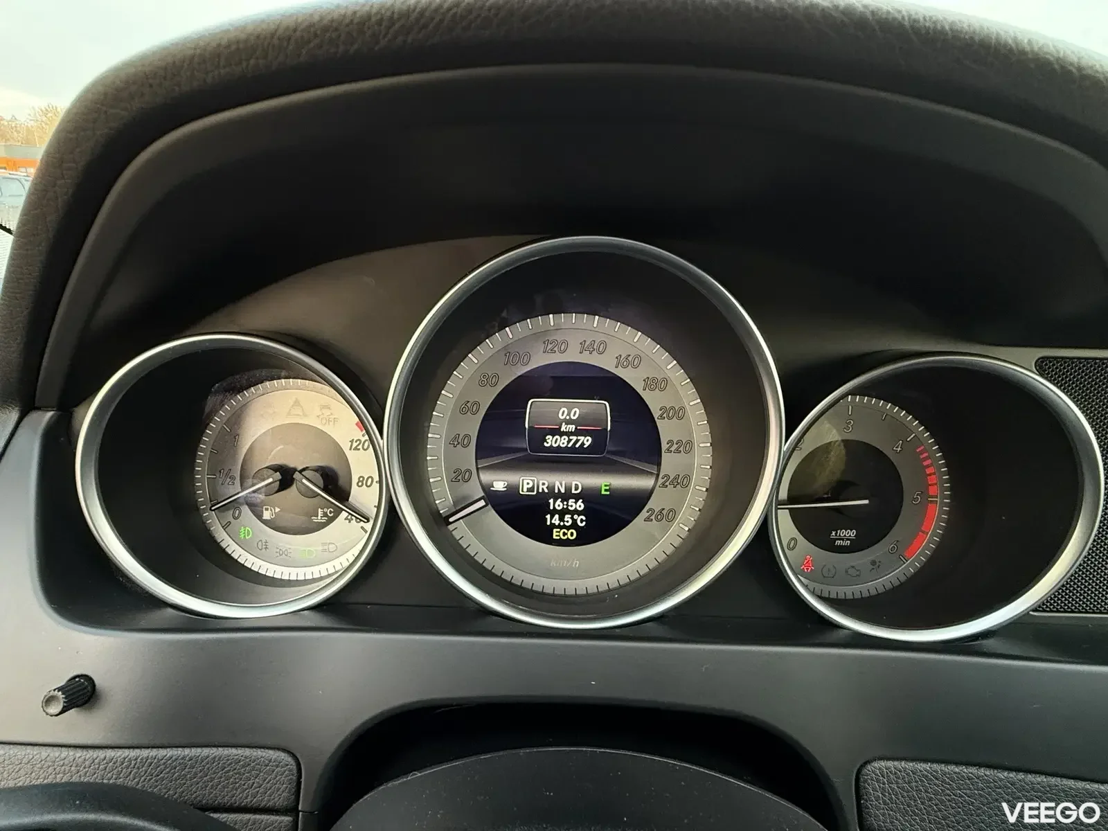 Mercedes-Benz C220 Avantgarde AMG Facelift 2.1 125kW