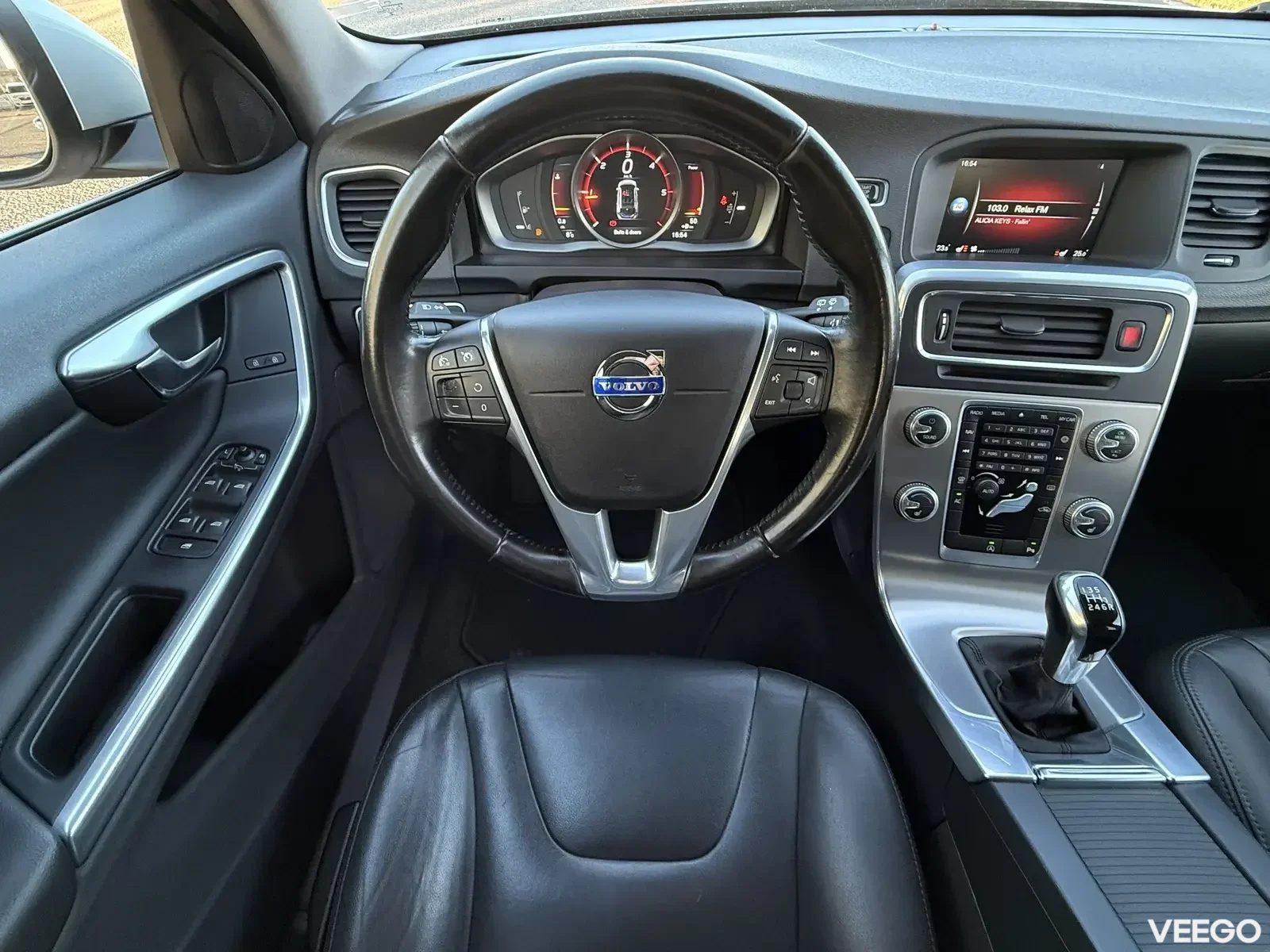 Volvo V60 Momentum Facelift 2 110kW