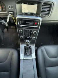 Volvo V60 Summum Facelift 2 133kW thumbnail