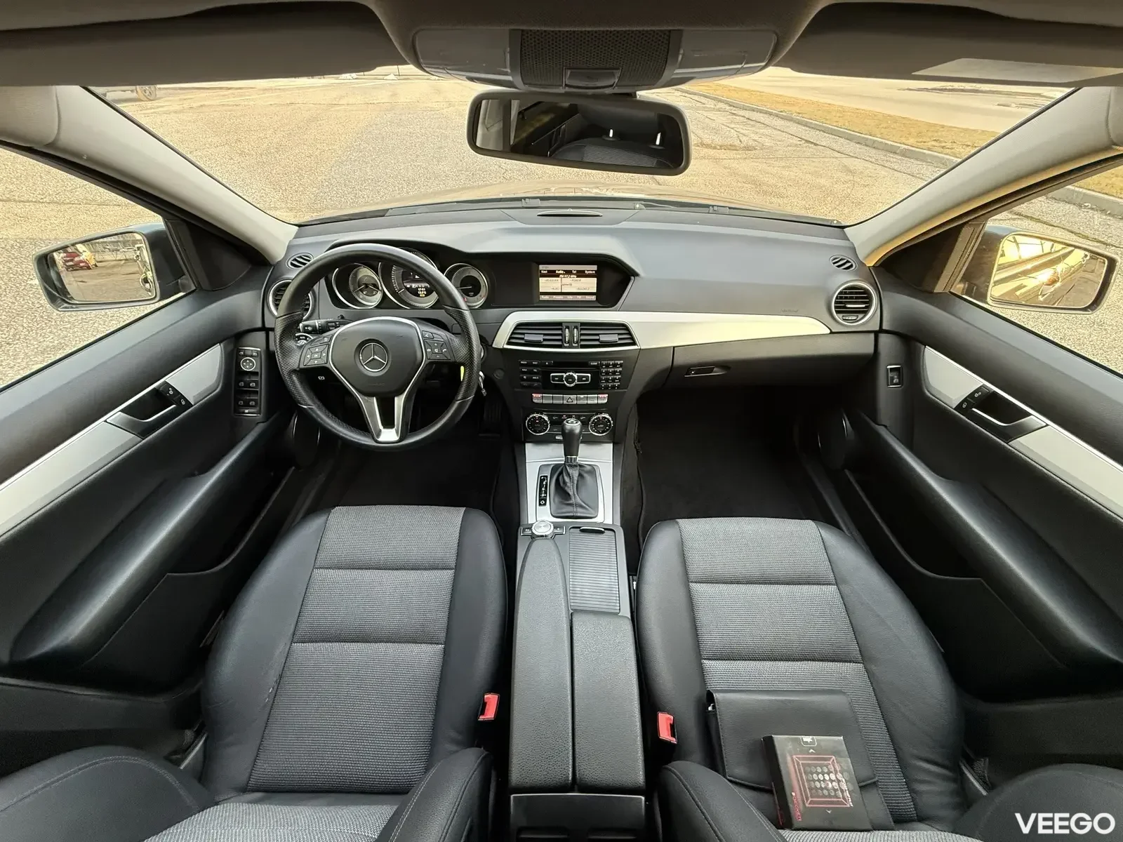 Mercedes-Benz C220 Avantgarde AMG Facelift 2.1 125kW