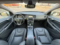 Volvo V60 Summum Facelift 2 133kW thumbnail