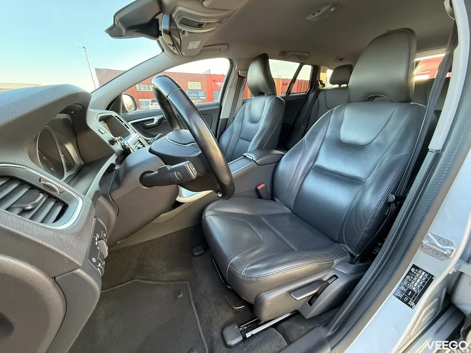 Volvo V60 Momentum Facelift 2 110kW