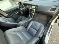 Volvo V60 Summum Facelift 2 133kW thumbnail