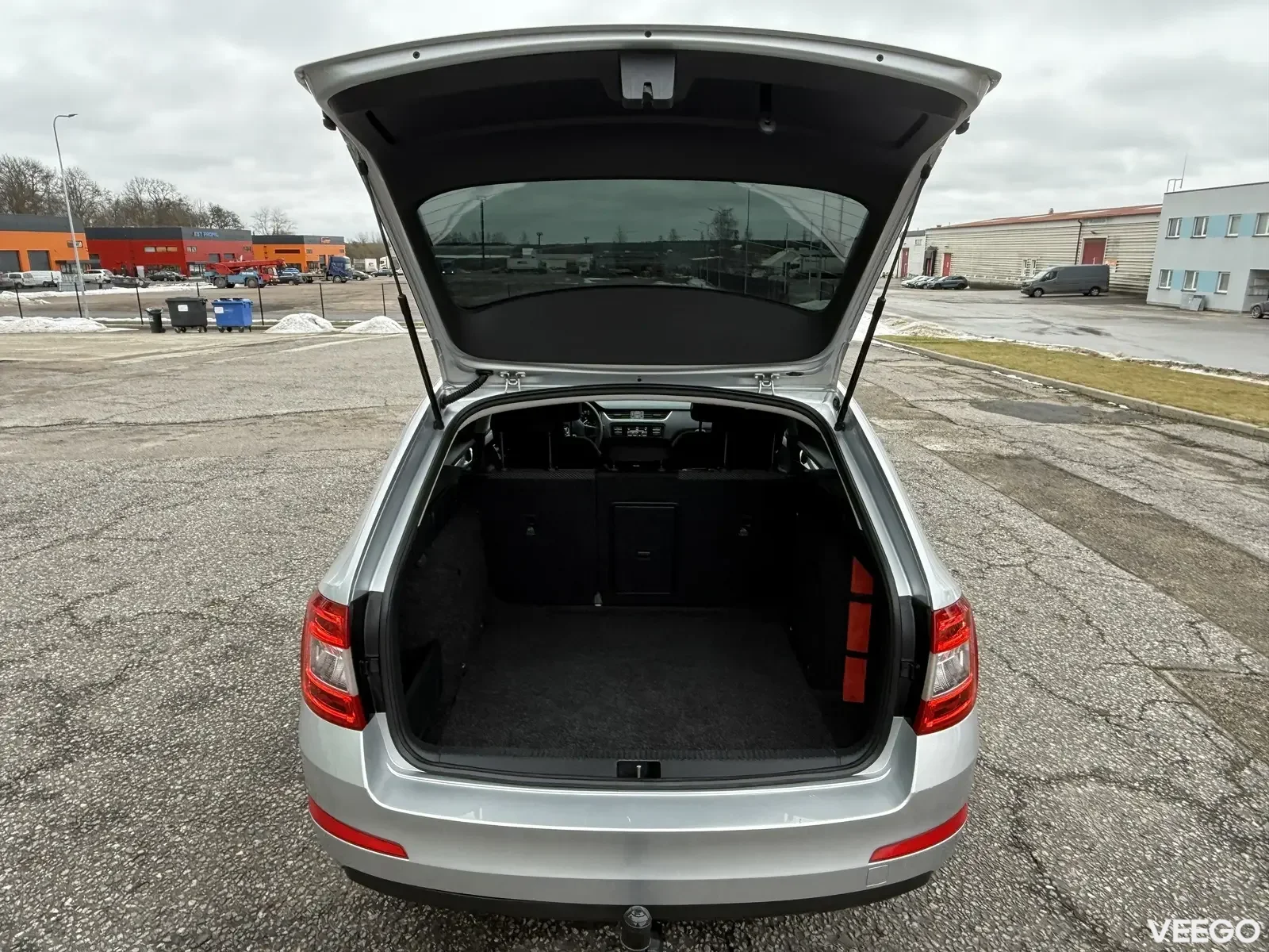 Skoda Octavia Combi Ambiente Facelift 1.6 81kW