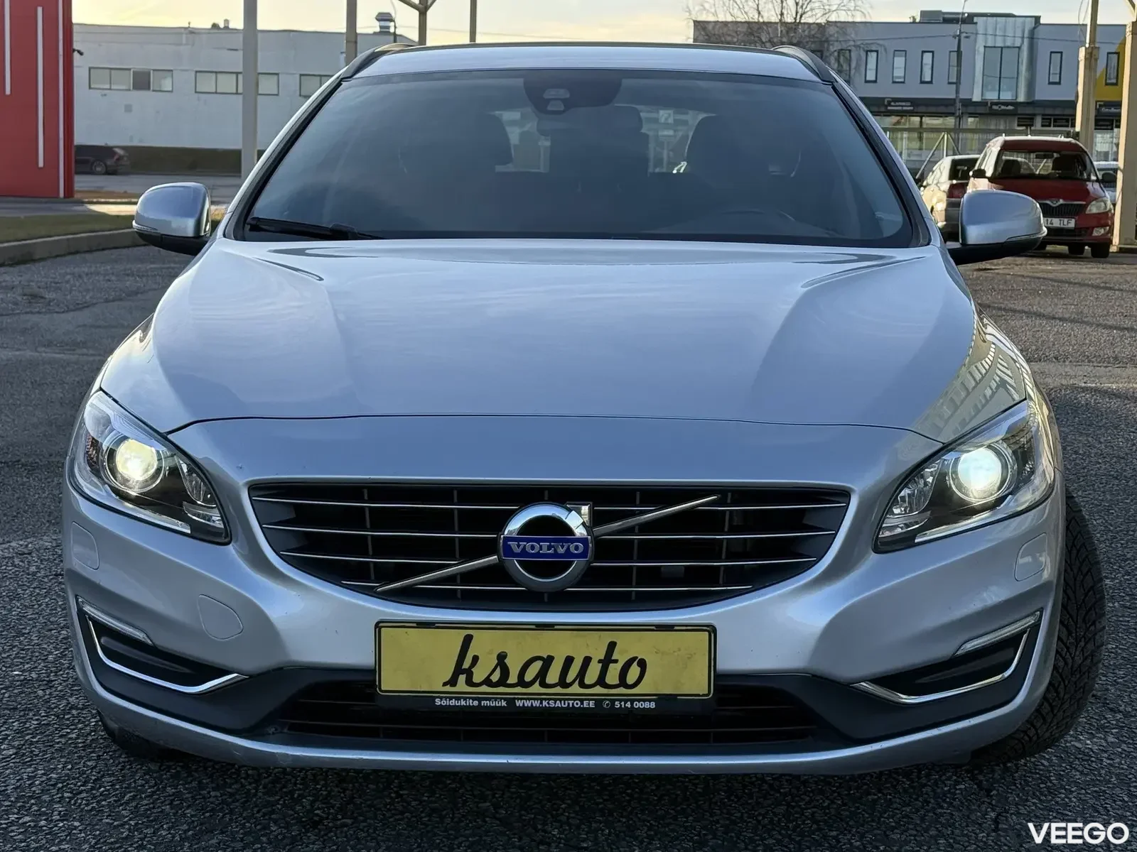 Volvo V60 Momentum Facelift 2 110kW