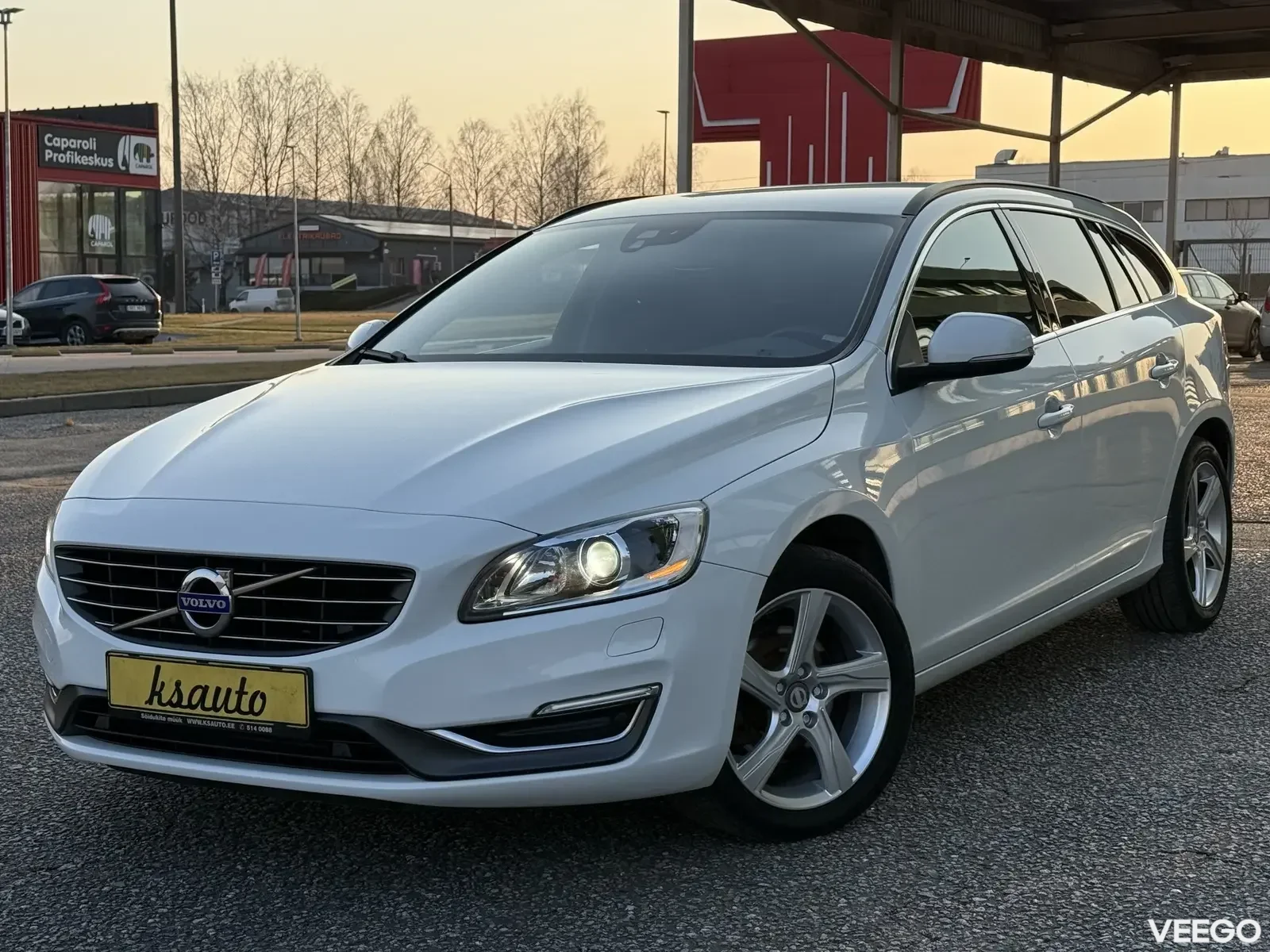 Volvo V60 Summum Facelift 2 133kW