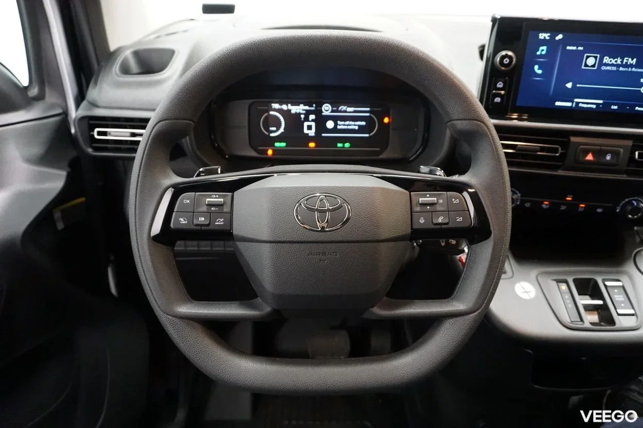 Toyota Proace City Long Electric Professional Plus 62kW