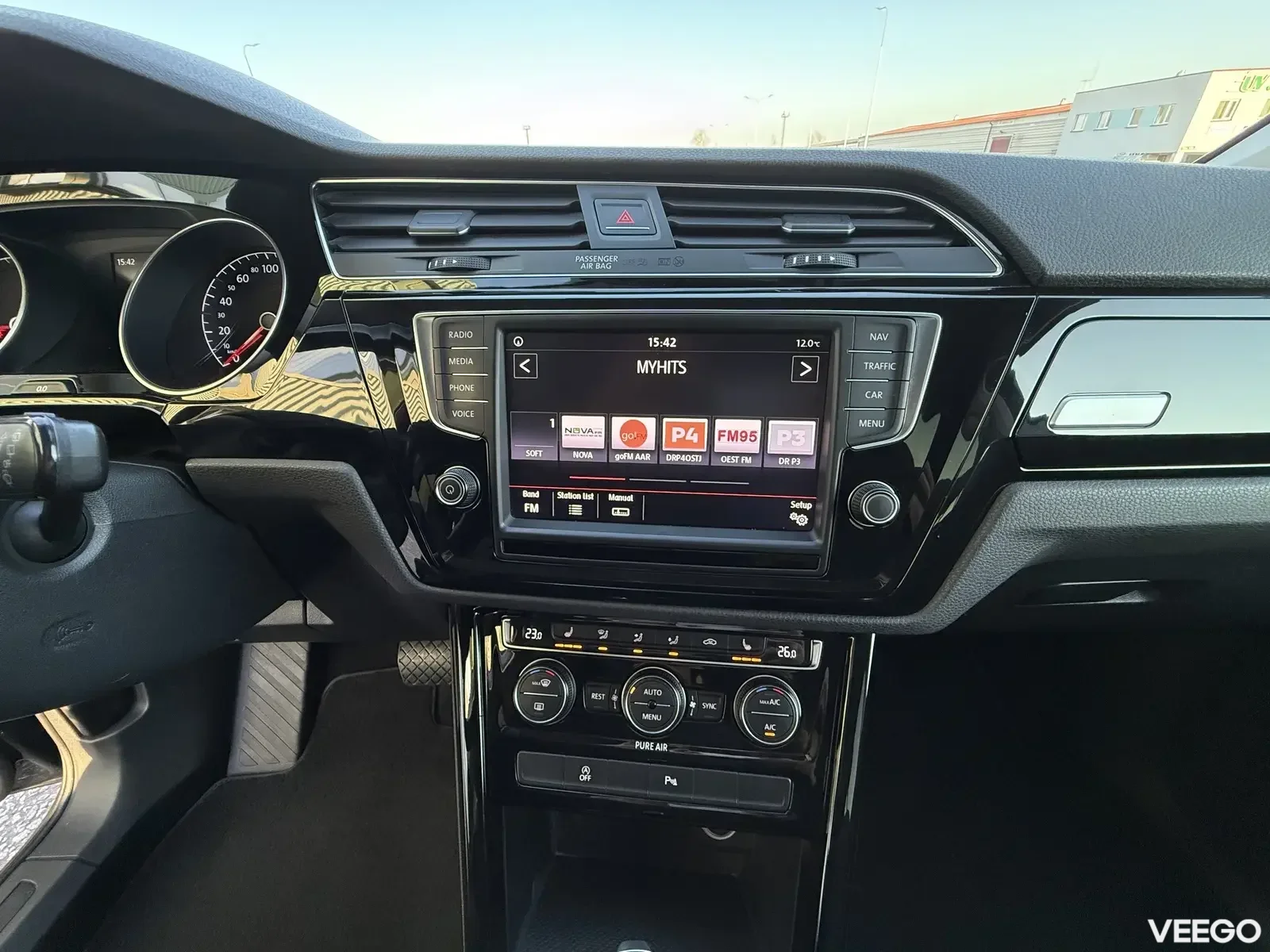 Volkswagen Touran Highline Facelift 7k 2 140kW