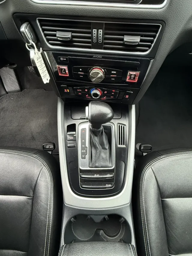 Image of Audi Q5 Quattro Facelift 3 180kW