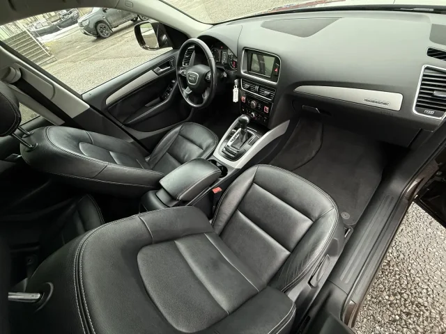 Image of Audi Q5 Quattro Facelift 3 180kW