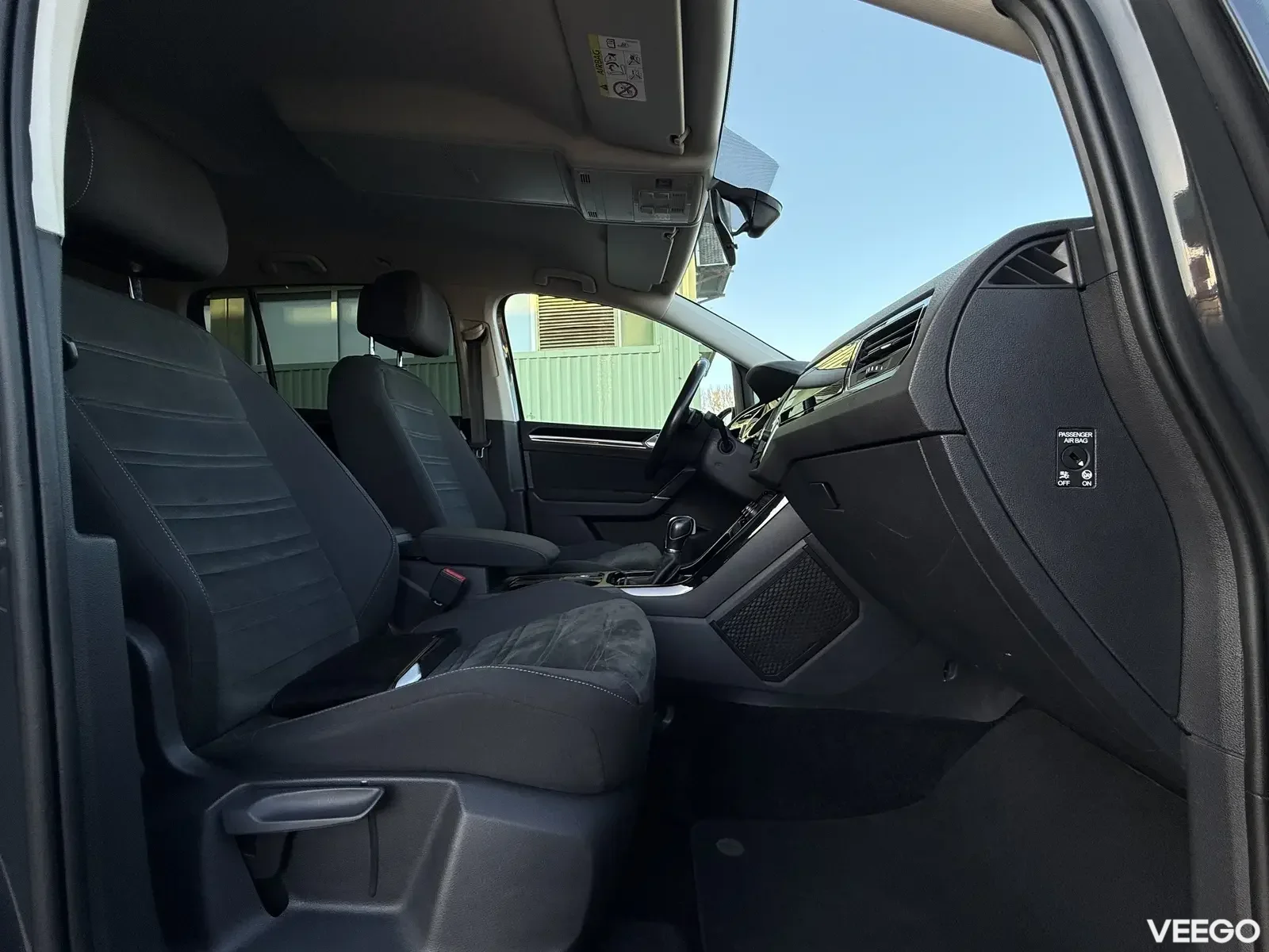 Volkswagen Touran Highline Facelift 7k 2 140kW