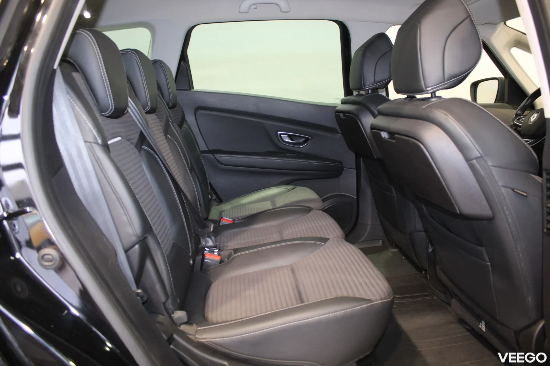 Renault Scenic - 1.3 103kW