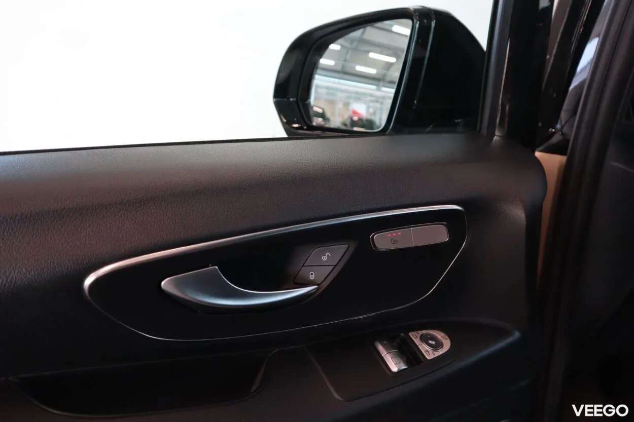 Mercedes-Benz Vito 140kW