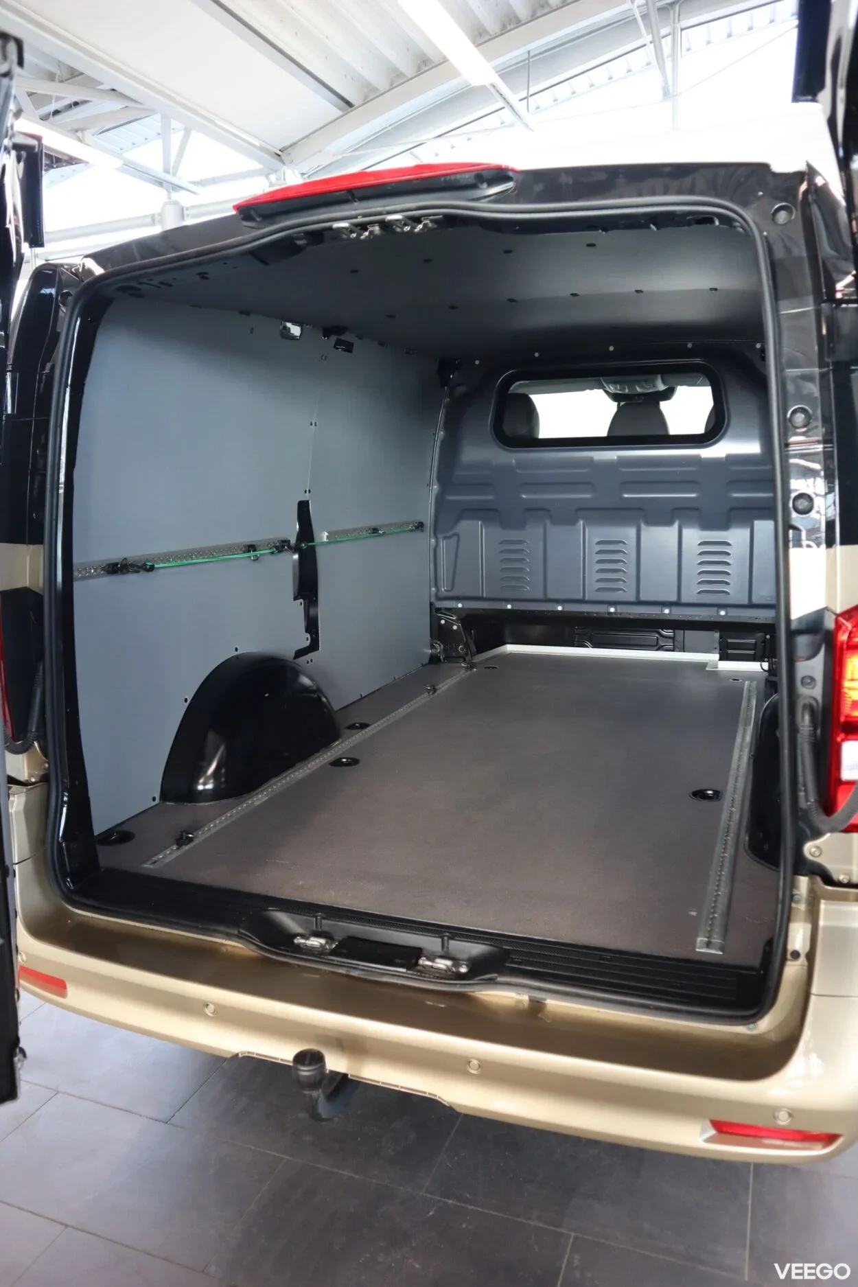 Mercedes-Benz Vito 140kW