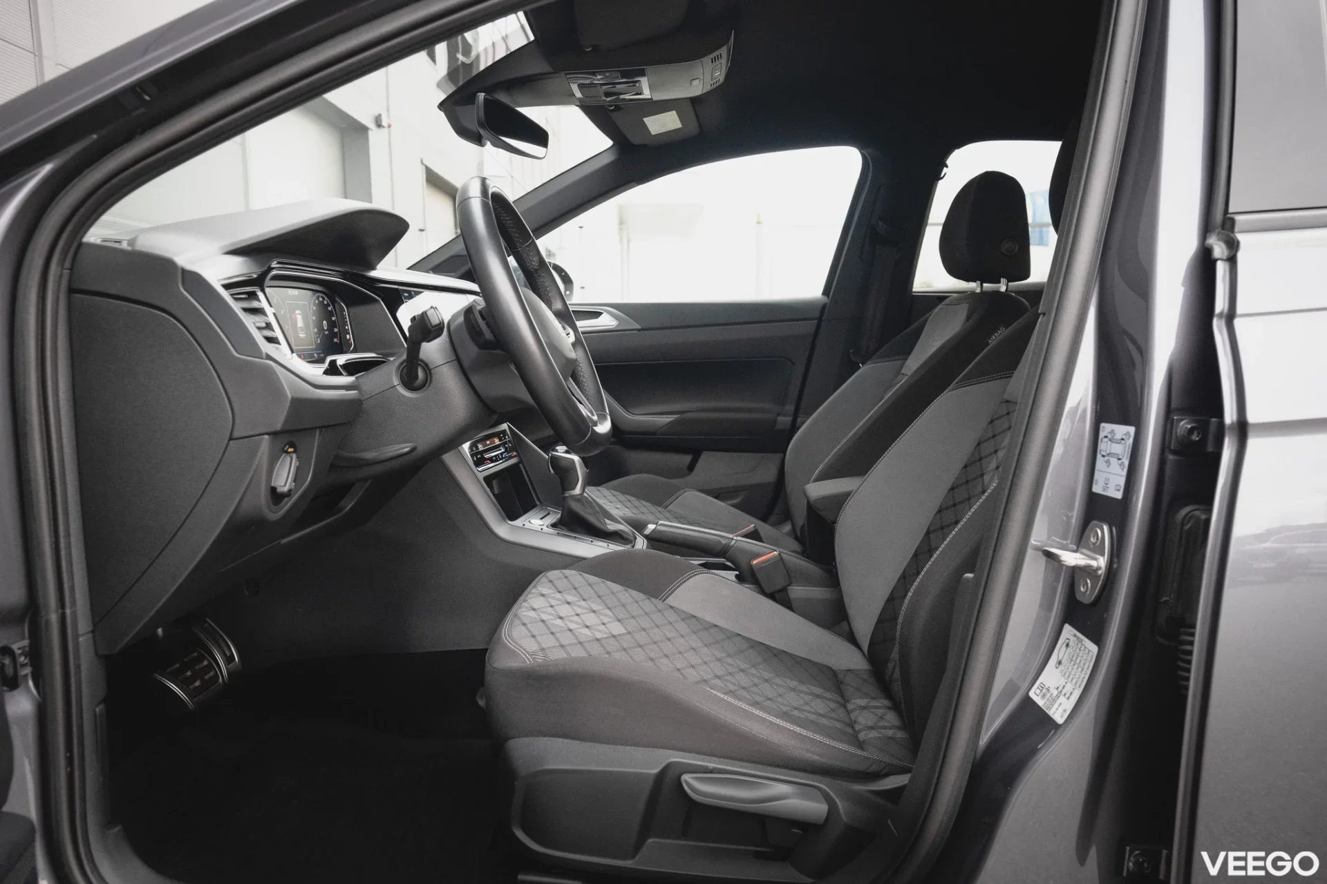 Volkswagen Taigo R-Line 1 81kW