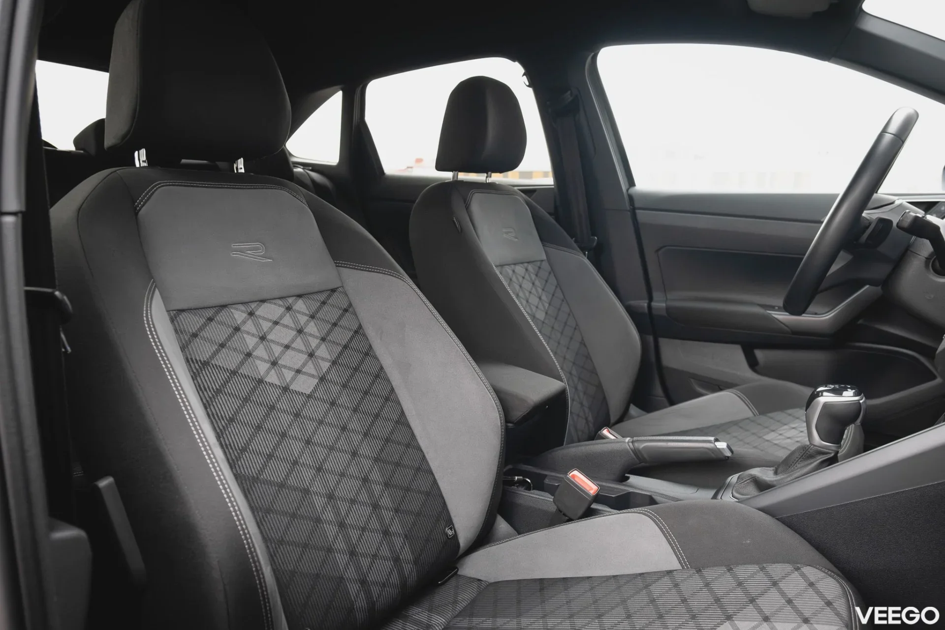 Volkswagen Taigo R-Line 1 81kW