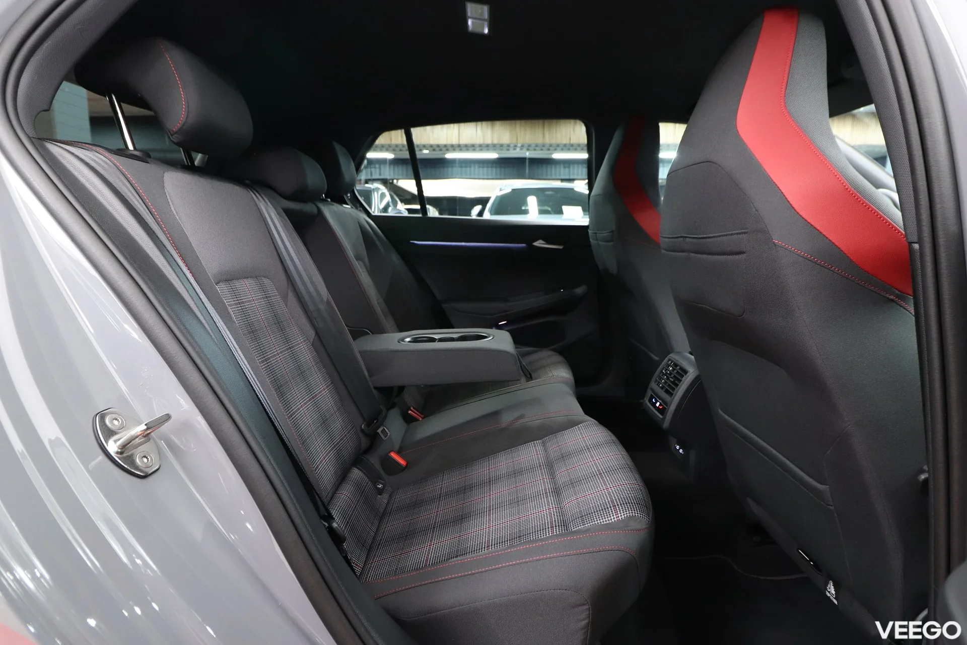 Volkswagen Golf 2.0 180kW