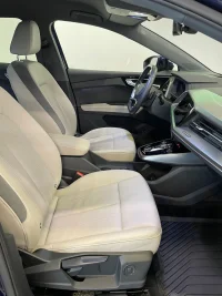 Audi Q4 e-tron 40 70kW thumbnail